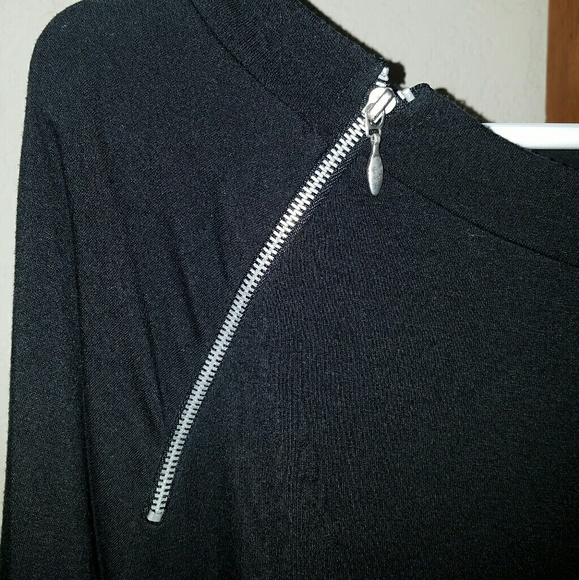 Venezia 3/4 Sleeve Blouse Zipper accent. - Picture 2 of 5